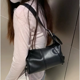 Y2K Style Shoulder Bag for Women Trendy Motorcycle Handbag Minimalist Shoulder Purse for Girls Street Wear Luxury Designer